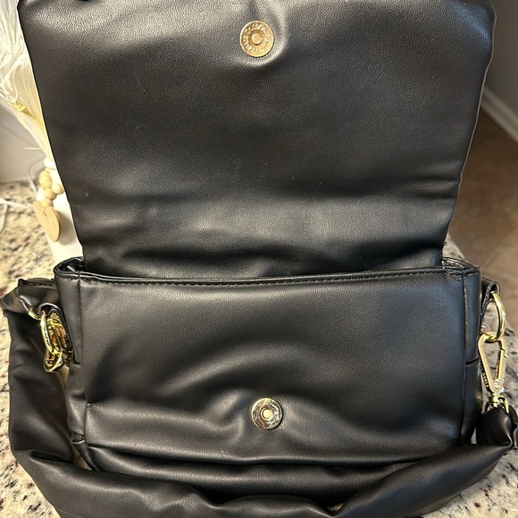 Steve Madden cushioned shoulder bag - Picture 11 of 15